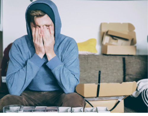 2 Ways T-Shirt Makers Can Handle Supply Chain Issues